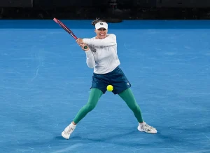 Weekly Tennis Digest: Zvonareva’s Stunning Run, Alexandrova’s Finals Marathon, and a Bizarre Self-Inflicted Injury